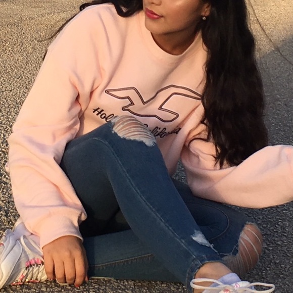 Girls Crewneck Sweatshirt from Hollister - Picture 4 of 4